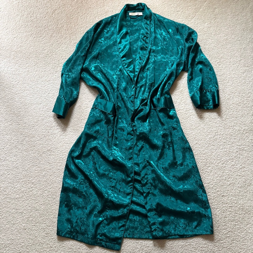 Vintage gold label Victoria's Secret robe